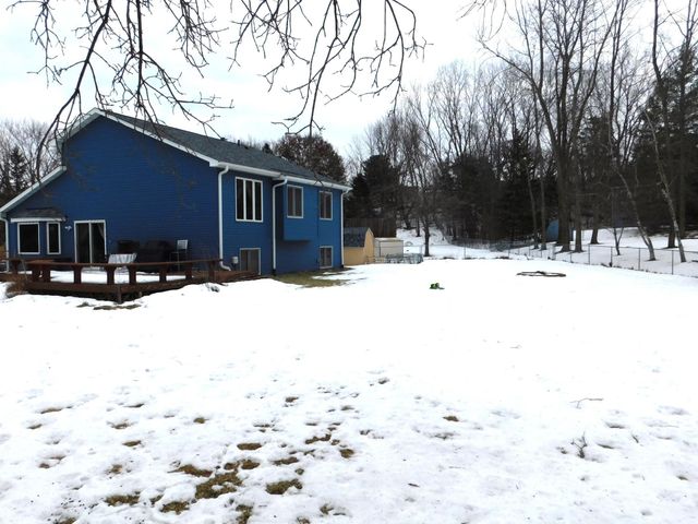 6691 13th St Circle N, Oakdale, MN 55128