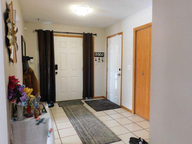 6691 13th St Circle N, Oakdale, MN 55128