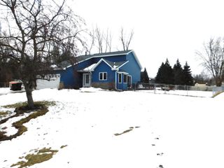 6691 13th St Circle N, Oakdale, MN 55128