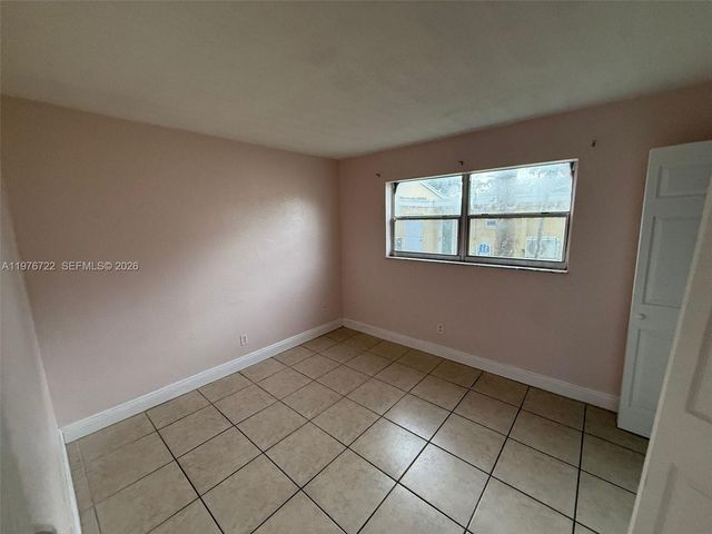 4732 SW 33rd Ave 103, Dania Beach, FL 33312