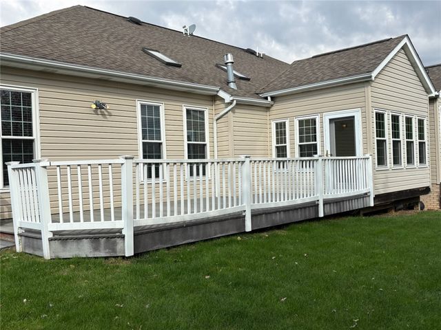 214 Denali Dr, Unity Twp, PA 15650