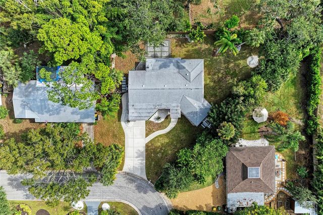 2132 HYDE PARK CIRCLE, Sarasota, FL 34239