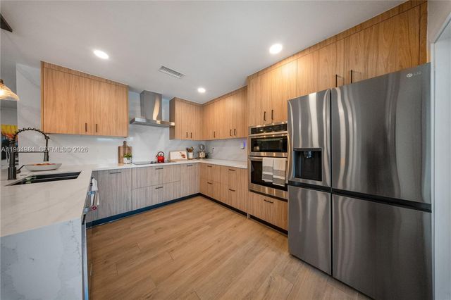 10880 SW 120th St, Miami, FL 33176