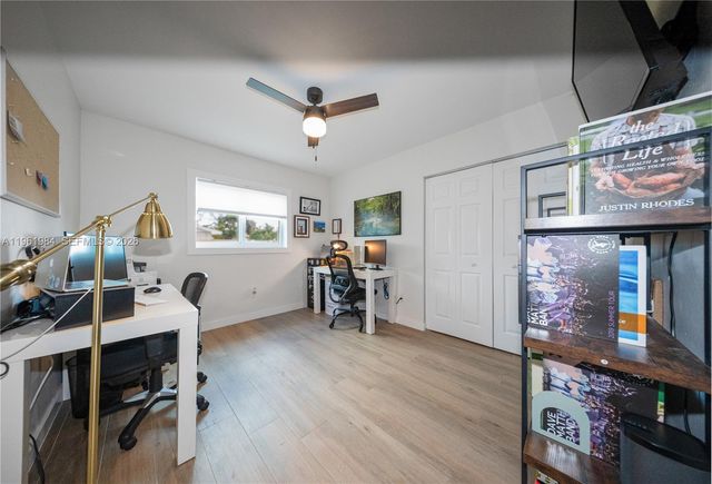 10880 SW 120th St, Miami, FL 33176