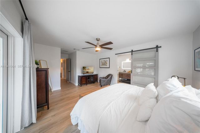 10880 SW 120th St, Miami, FL 33176