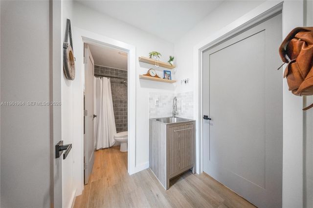 10880 SW 120th St, Miami, FL 33176