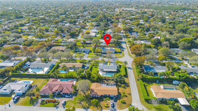 10880 SW 120th St, Miami, FL 33176