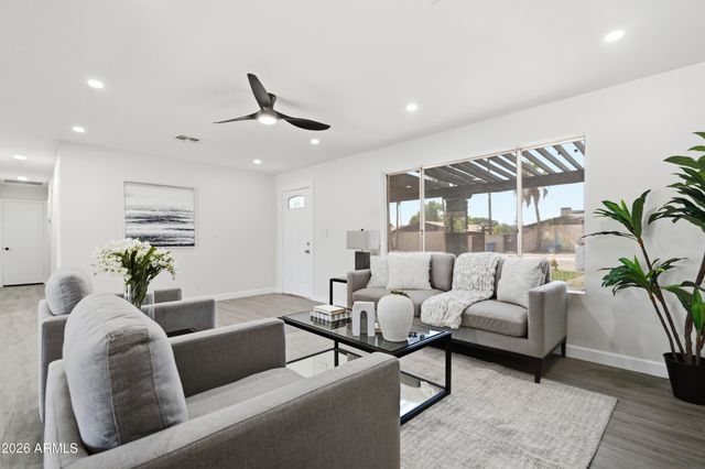 18231 N 41st Street, Phoenix, AZ 85032