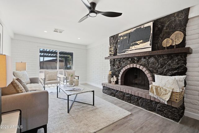18231 N 41st Street, Phoenix, AZ 85032