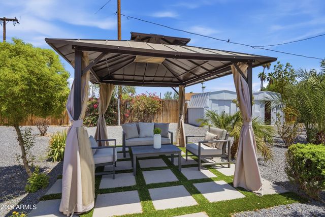 18231 N 41st Street, Phoenix, AZ 85032