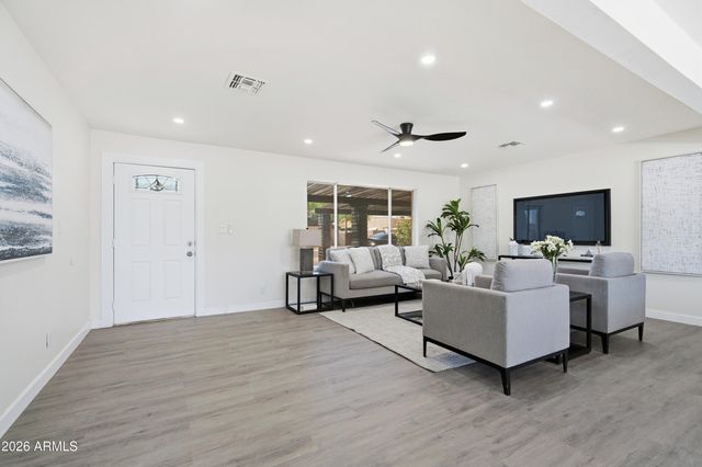 18231 N 41st Street, Phoenix, AZ 85032