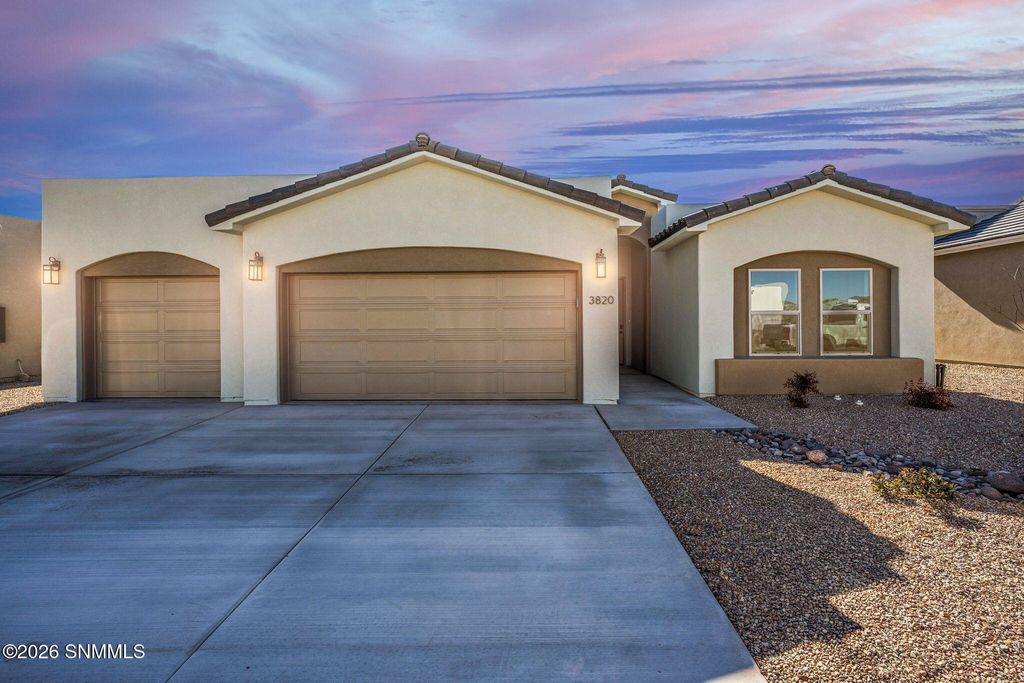 3820 Portrait Street, Las Cruces, NM 88012