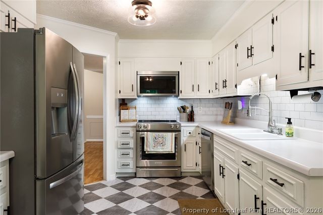 5813 Badin Court, Fayetteville, NC 28314