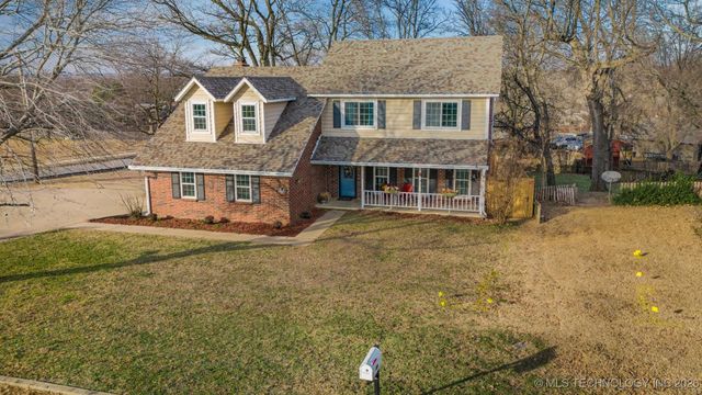 3112 W Berwick Street, Claremore, OK 74017