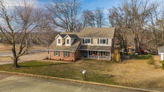 3112 W Berwick Street, Claremore, OK 74017