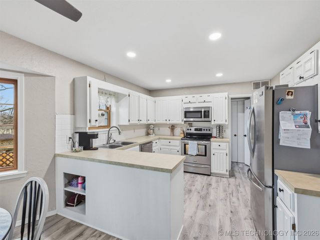 3112 W Berwick Street, Claremore, OK 74017