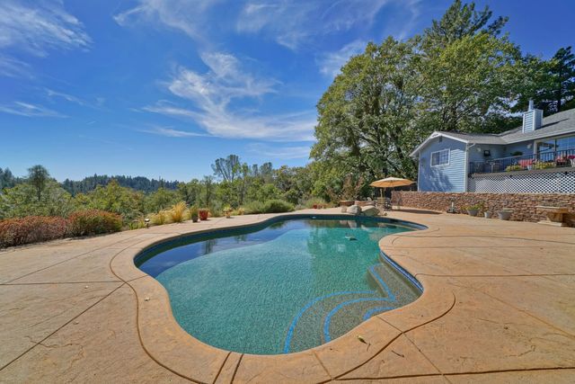 4929 Escondito Ct, Camino, CA 95709