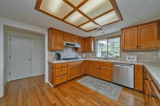 4929 Escondito Ct, Camino, CA 95709