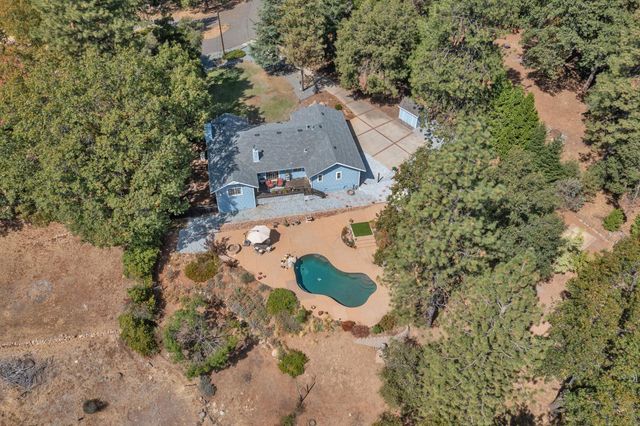 4929 Escondito Ct, Camino, CA 95709