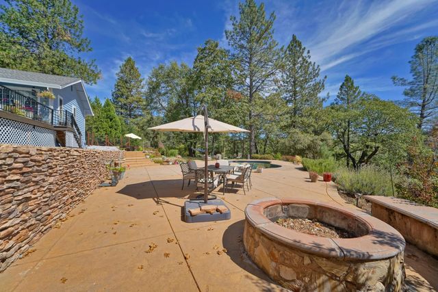 4929 Escondito Ct, Camino, CA 95709