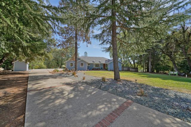 4929 Escondito Ct, Camino, CA 95709