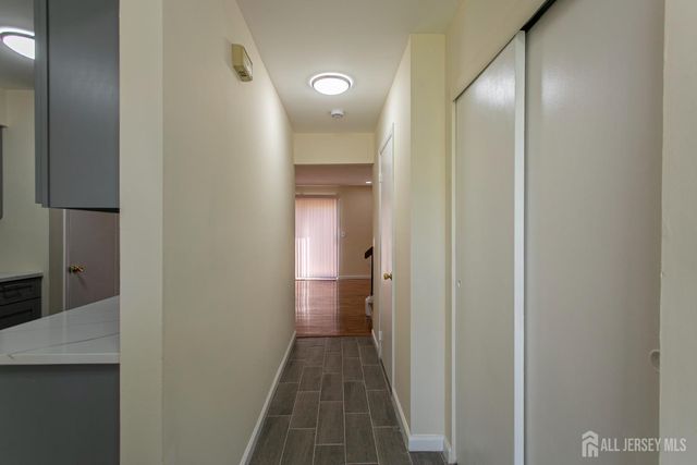 7 Cactus Court, Edison, NJ 08820