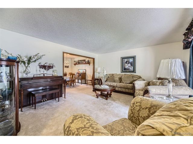 10675 W Rowland Ave, Littleton, CO 80127