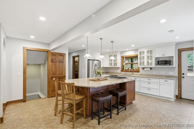 575 S Valley Road, Southern Pines, NC 28387