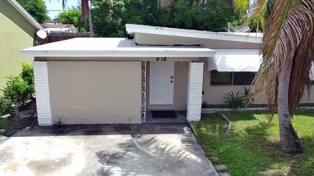 918 N C Street, Lake Worth Beach, FL 33460