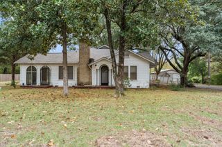 1302 E 1st Street, Mt Pleasant, TX 75455