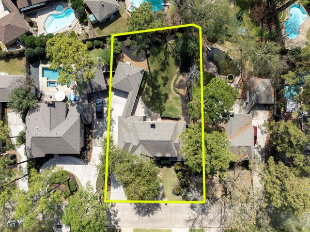 5619 Willow Walk Street, Houston, TX 77069