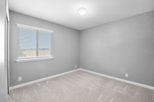 212 McCoy LN, Hutto, TX 78634
