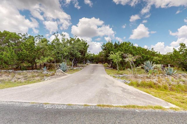 18220 Shepherds Corral, Dripping Springs, TX 78620