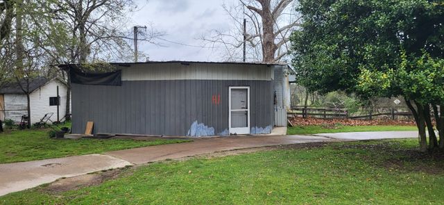 5427 Fm 69, Como, TX 75431