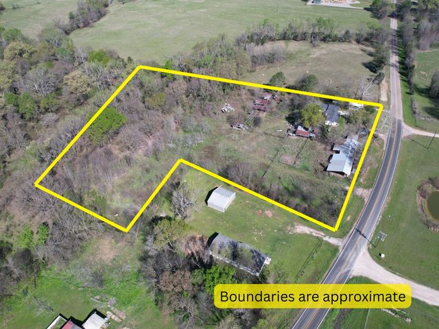 5427 Fm 69, Como, TX 75431