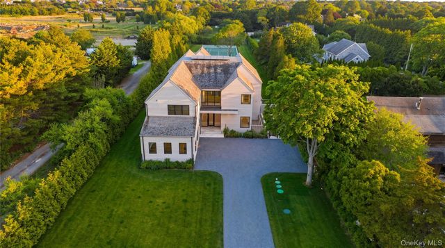 50 Tuckahoe Lane, Southampton, NY 11968