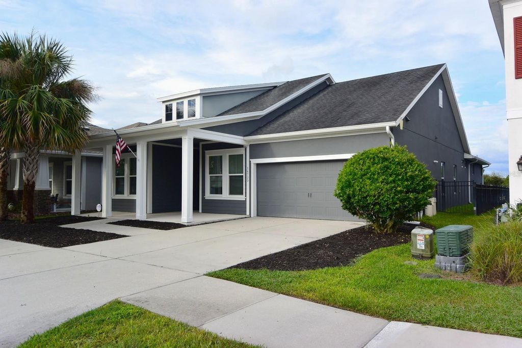 Image 26 of property listing at 14735 CARAVAN AVENUE, Odessa, FL 33556
