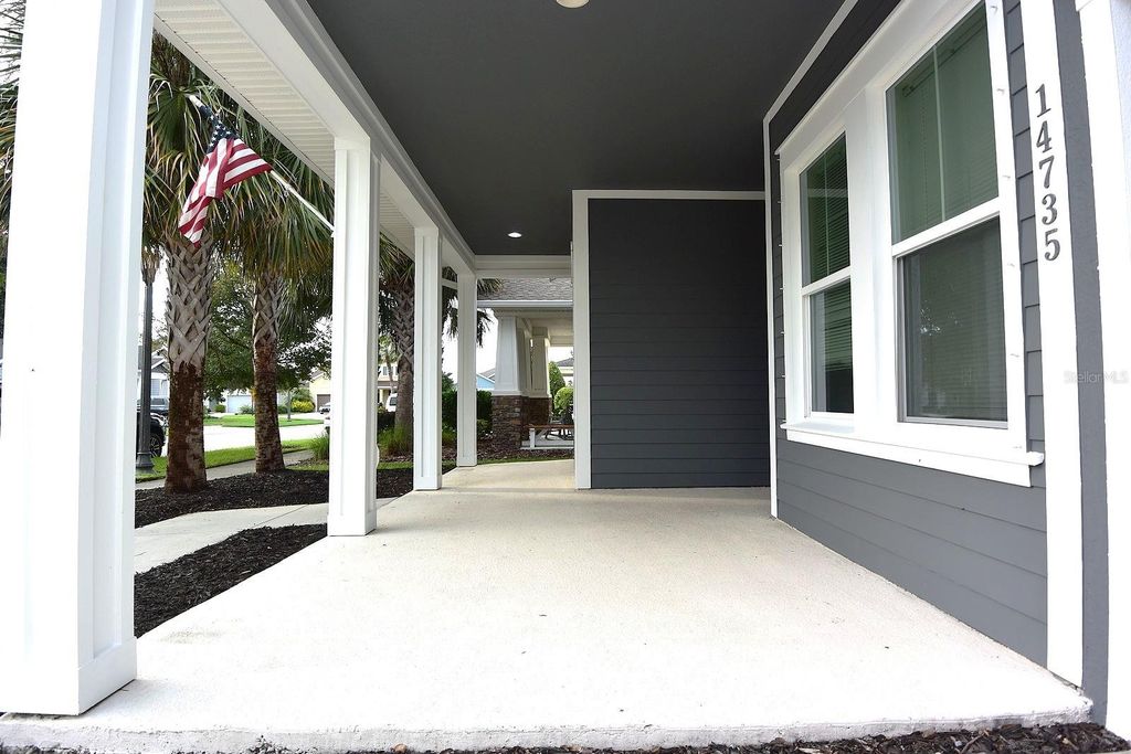 Image 5 of property listing at 14735 CARAVAN AVENUE, Odessa, FL 33556