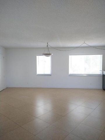 720 Bayshore Drive 201, Fort Lauderdale, FL 33304