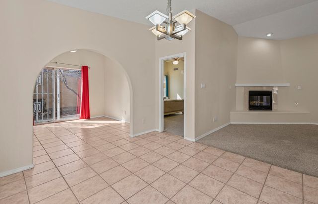 6612 Ladrillo Place NE, Albuquerque, NM 87113