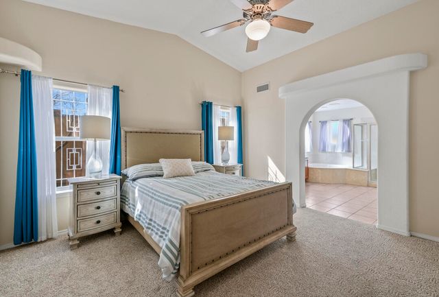 6612 Ladrillo Place NE, Albuquerque, NM 87113