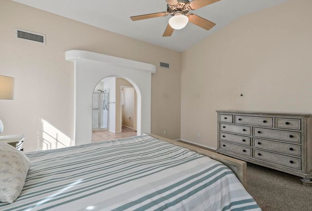 6612 Ladrillo Place NE, Albuquerque, NM 87113