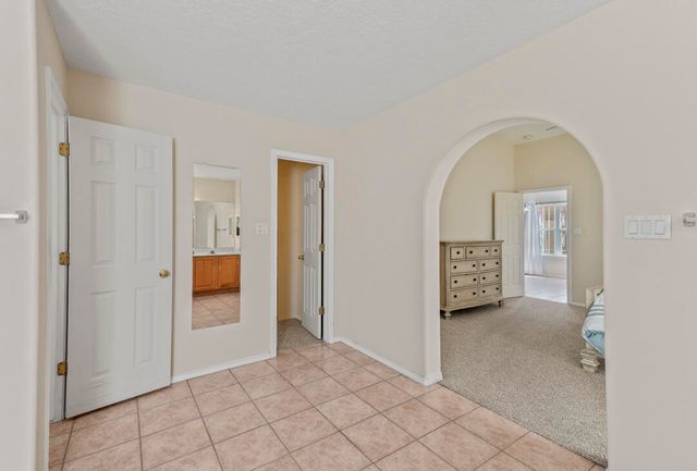 6612 Ladrillo Place NE, Albuquerque, NM 87113