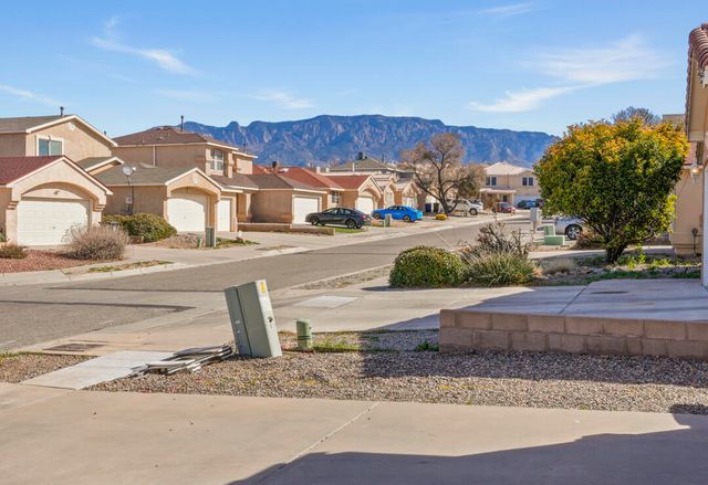 6612 Ladrillo Place NE, Albuquerque, NM 87113