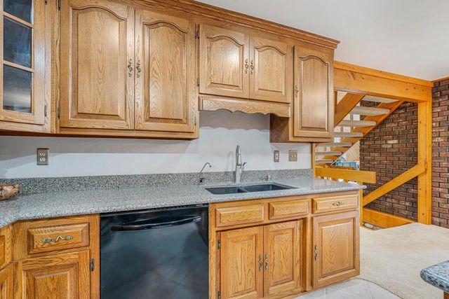 63 CRESTVIEW DRIVE, Hortonville, WI 54844