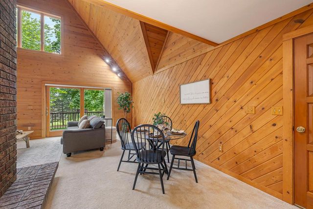 63 CRESTVIEW DRIVE, Hortonville, WI 54844
