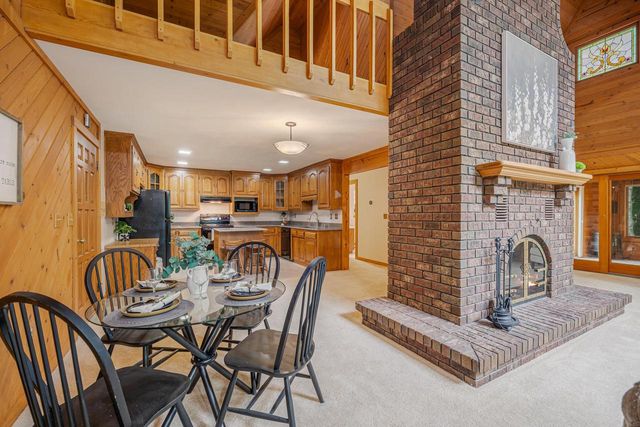 63 CRESTVIEW DRIVE, Hortonville, WI 54844