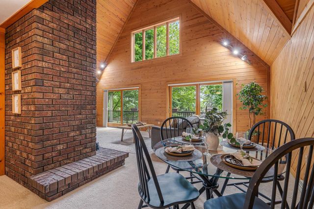 63 CRESTVIEW DRIVE, Hortonville, WI 54844