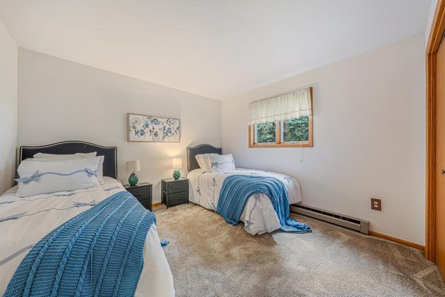 63 CRESTVIEW DRIVE, Hortonville, WI 54844