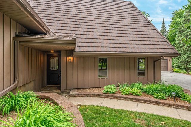 63 CRESTVIEW DRIVE, Hortonville, WI 54844